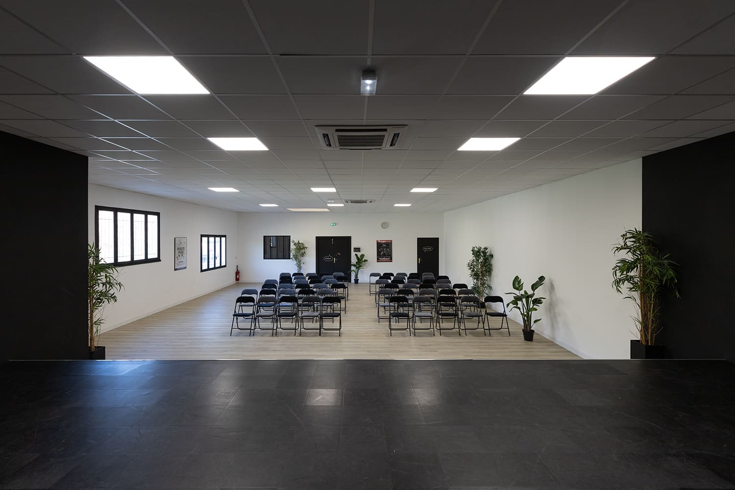 Bâtiment d'exception pour séminaires 06